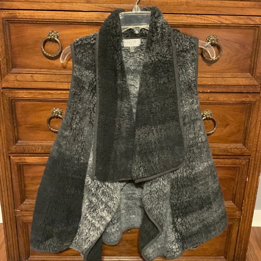 Peach Love Fleece (Faux Fir) vest/shawl.